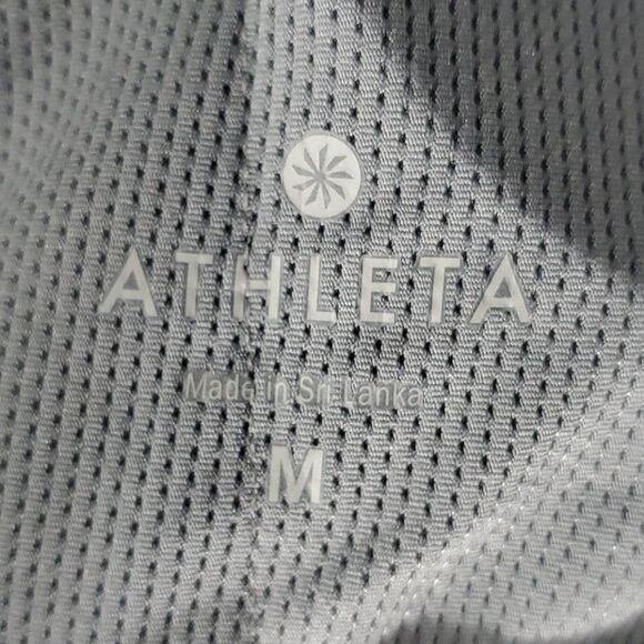 Athleta Max Out Tank size M - Picture 7 of 8
